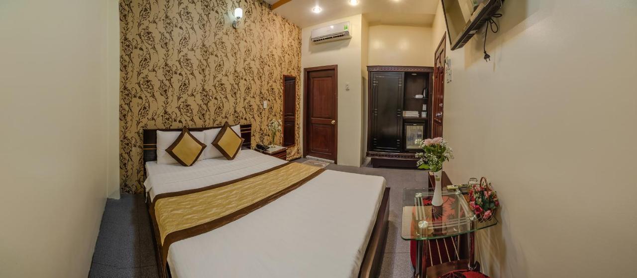 Dong Bao Hotel Chau Doc Buitenkant foto